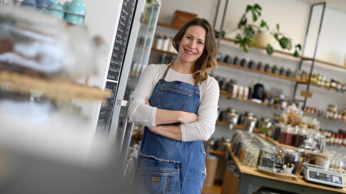 Sophie Meierhofer war Rechtsanwaltsanwärterin in Wien und baute in Zürich ein Solarenergie-Start-up mit auf. Zurück in ihrer Heimat Klagenfurt eröffnete sie eine Greißlerei ohne Verpackungen.