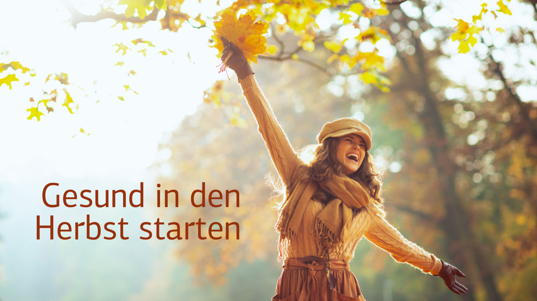 Frau im Herbst